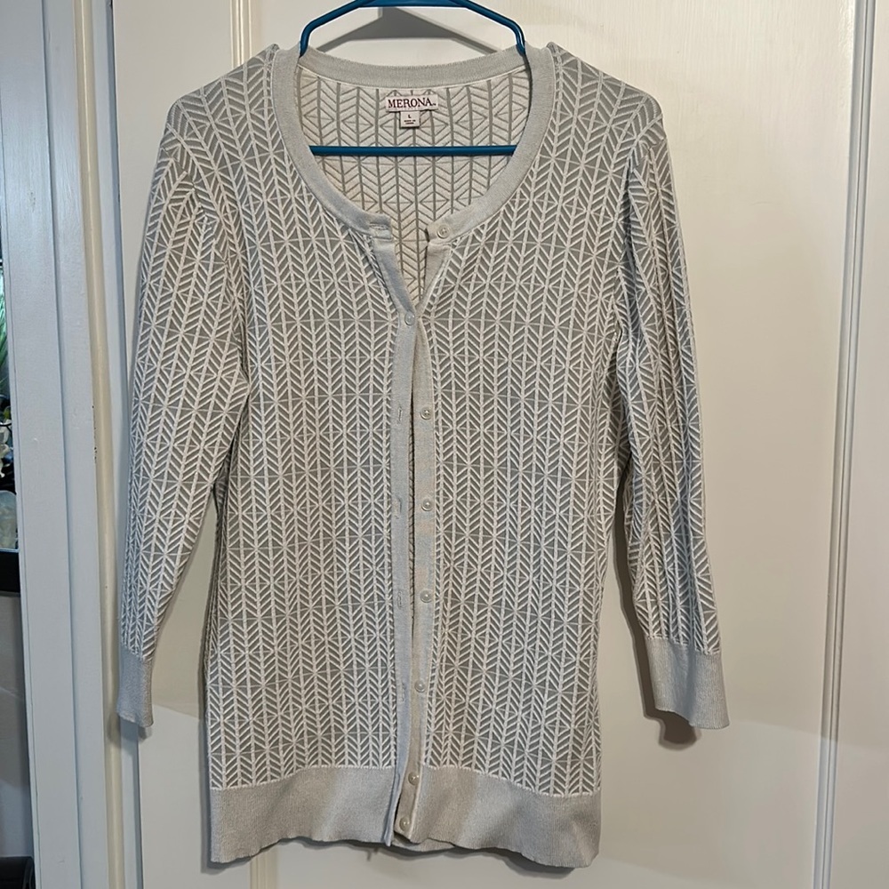 Merona Gray And Cream 3/4 Length Sleeve Women’s Cardigan Size Large